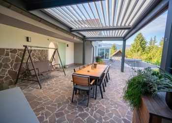 Večita dilema o tome koje je bolje ulaganje tenda, nadstrešnica ili pergola?